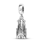 Charm Sagrada Familia Barcelona - palacecharacters